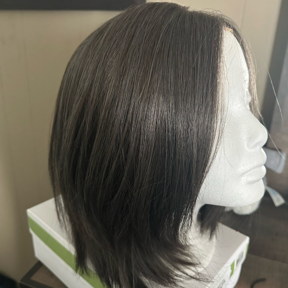 Lace front wig. Jamison "chocolate smoke" - Picture 2 of 11